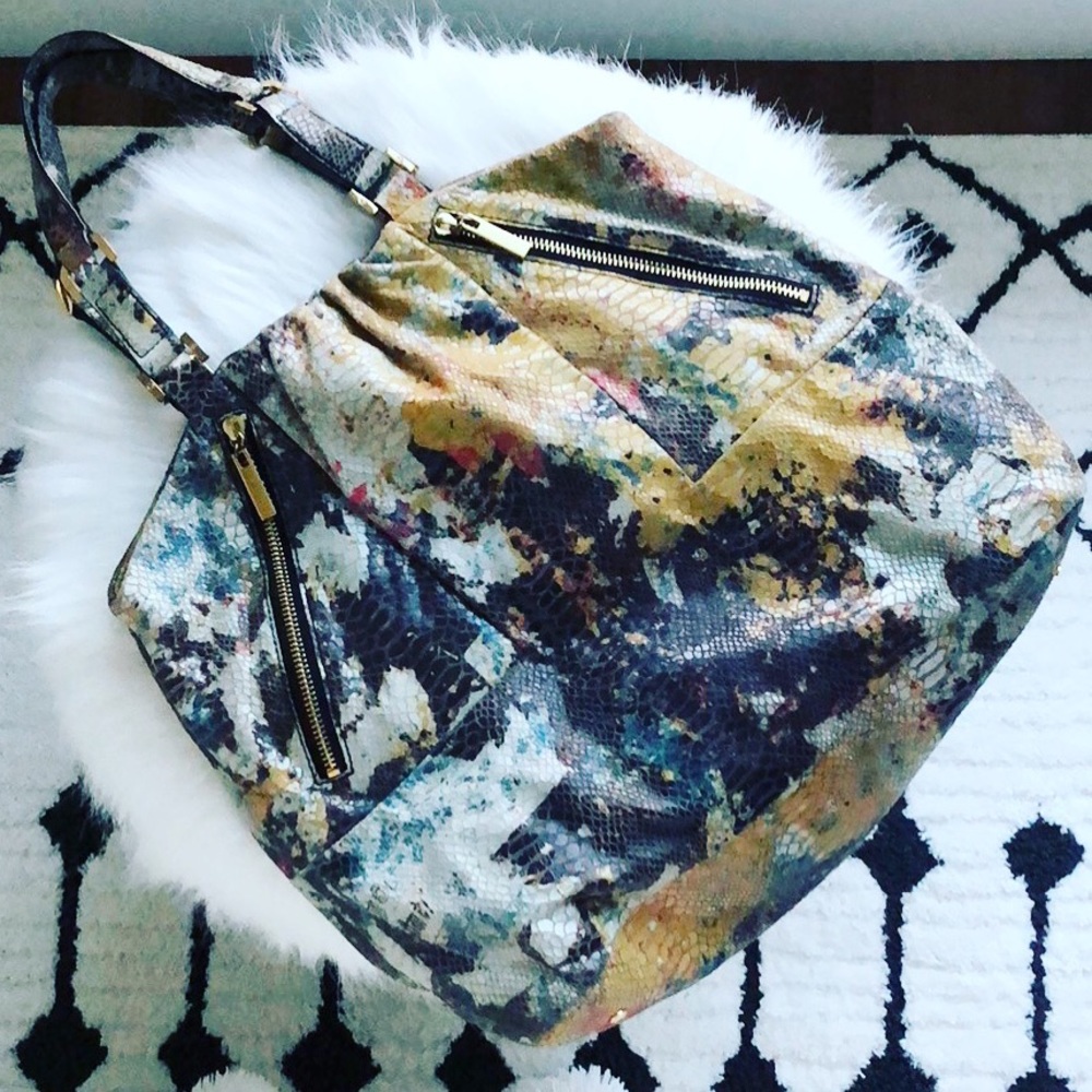 Tory Burch Large Steffi Wally Hobo | Authentic